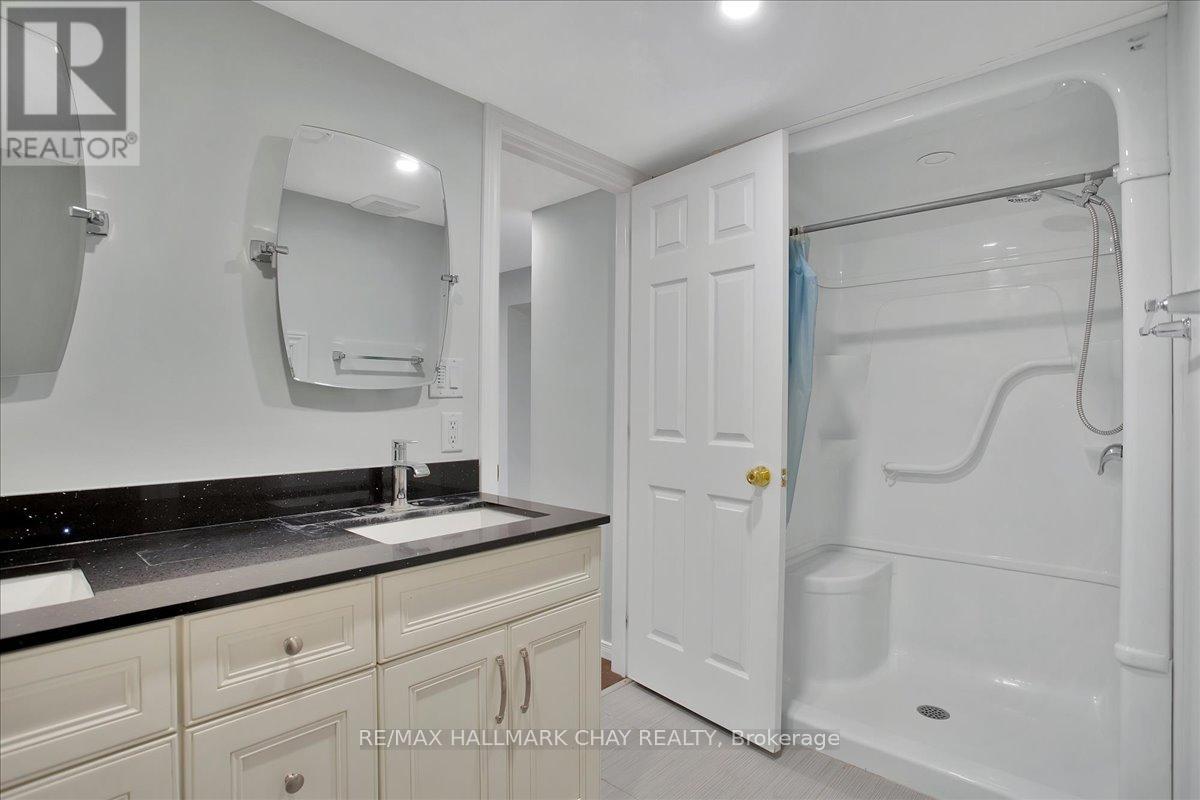 B - 42 Daphne Crescent, Barrie (Cundles East), Ontario  L4M 2Y8 - Photo 13 - S12871162