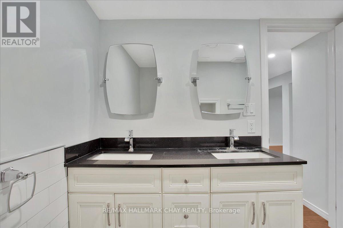 B - 42 Daphne Crescent, Barrie (Cundles East), Ontario  L4M 2Y8 - Photo 14 - S12871162