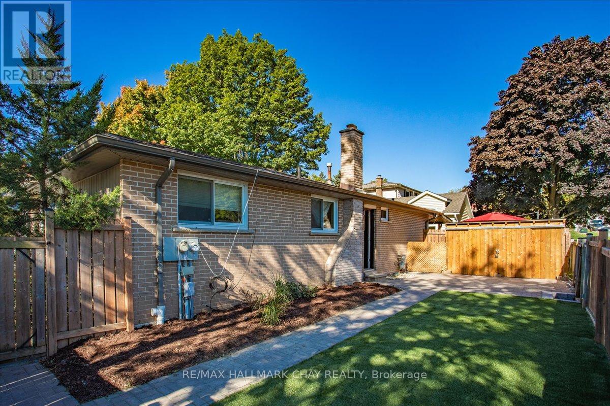 B - 42 Daphne Crescent, Barrie (Cundles East), Ontario  L4M 2Y8 - Photo 24 - S12871162