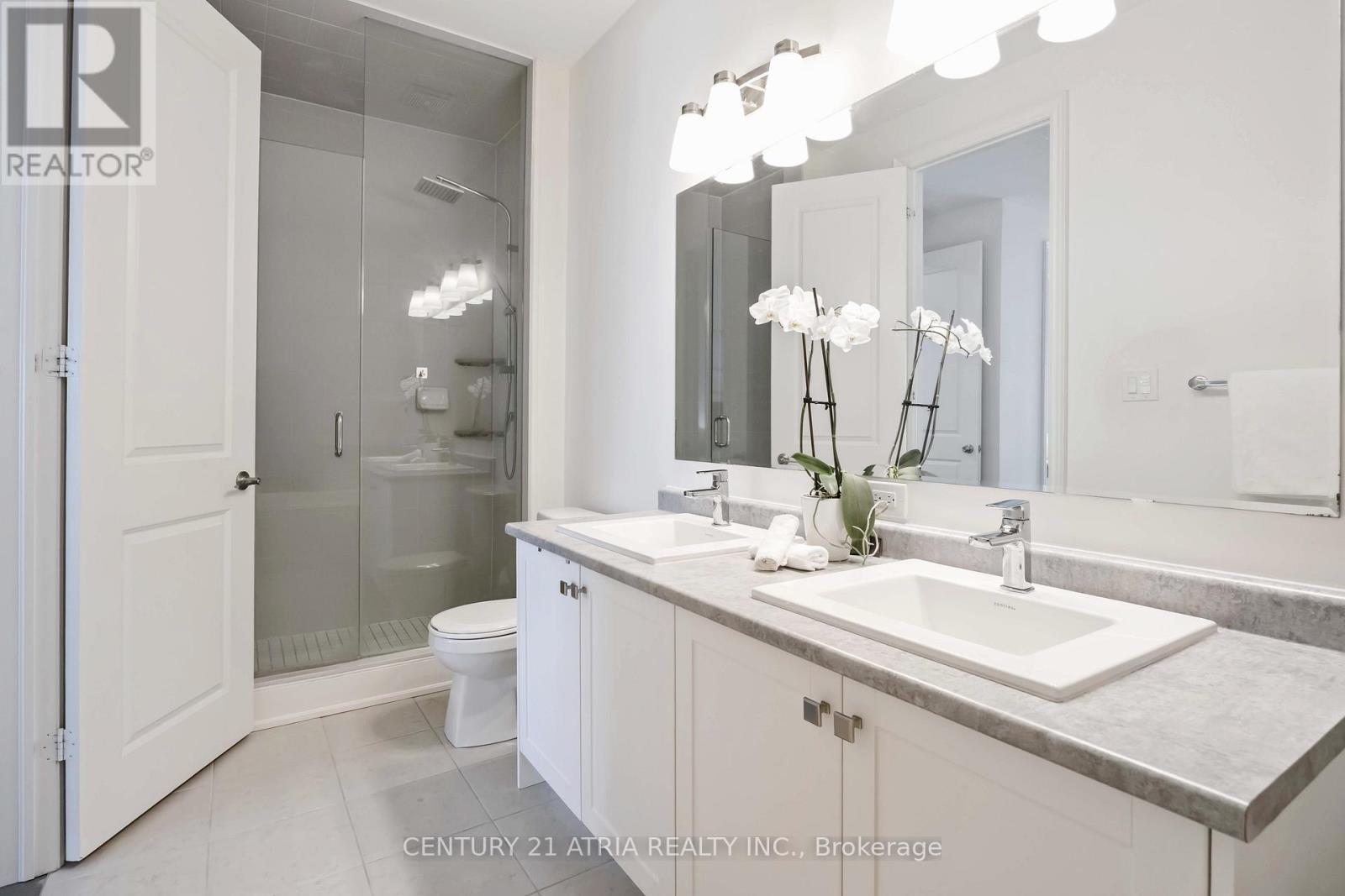 109 Vantage Loop, Newmarket, Ontario  L3X 0K8 - Photo 25 - N12870076