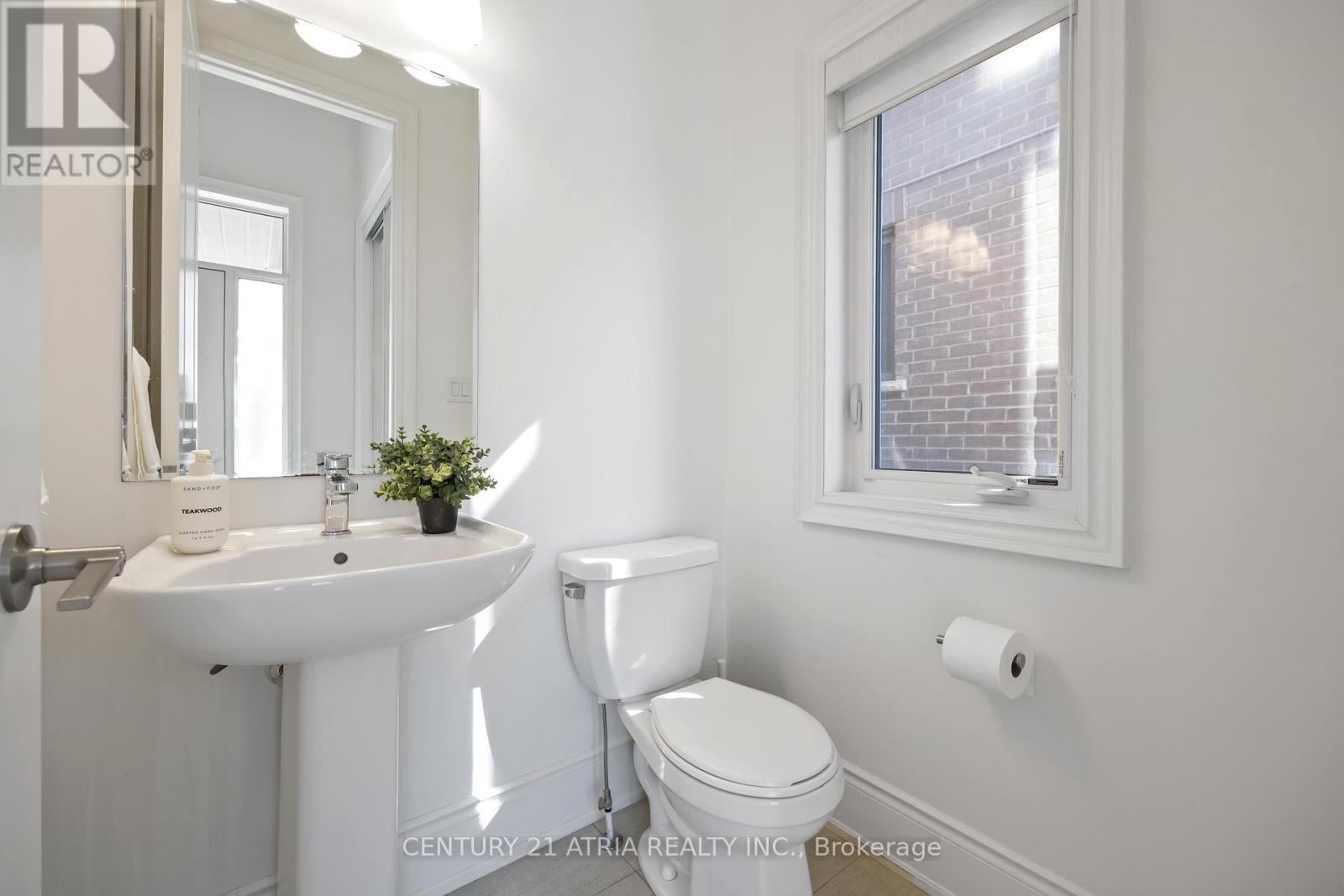 109 Vantage Loop, Newmarket, Ontario  L3X 0K8 - Photo 35 - N12870076