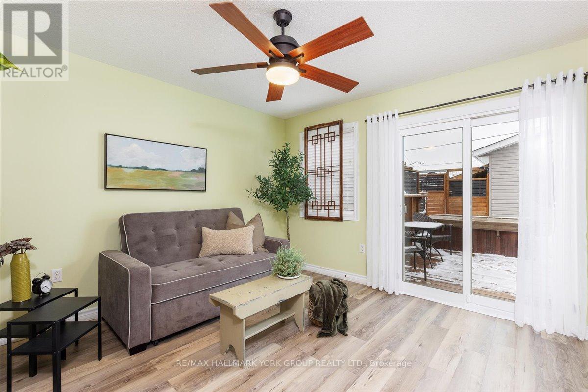 207 South Channel Drive, Georgina (Keswick South), Ontario  L4P 2N4 - Photo 28 - N12673678