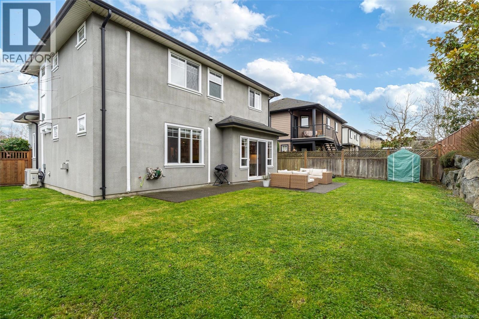 4039 Copperfield Lane, Saanich, British Columbia  V8Z 0A5 - Photo 33 - 1027901