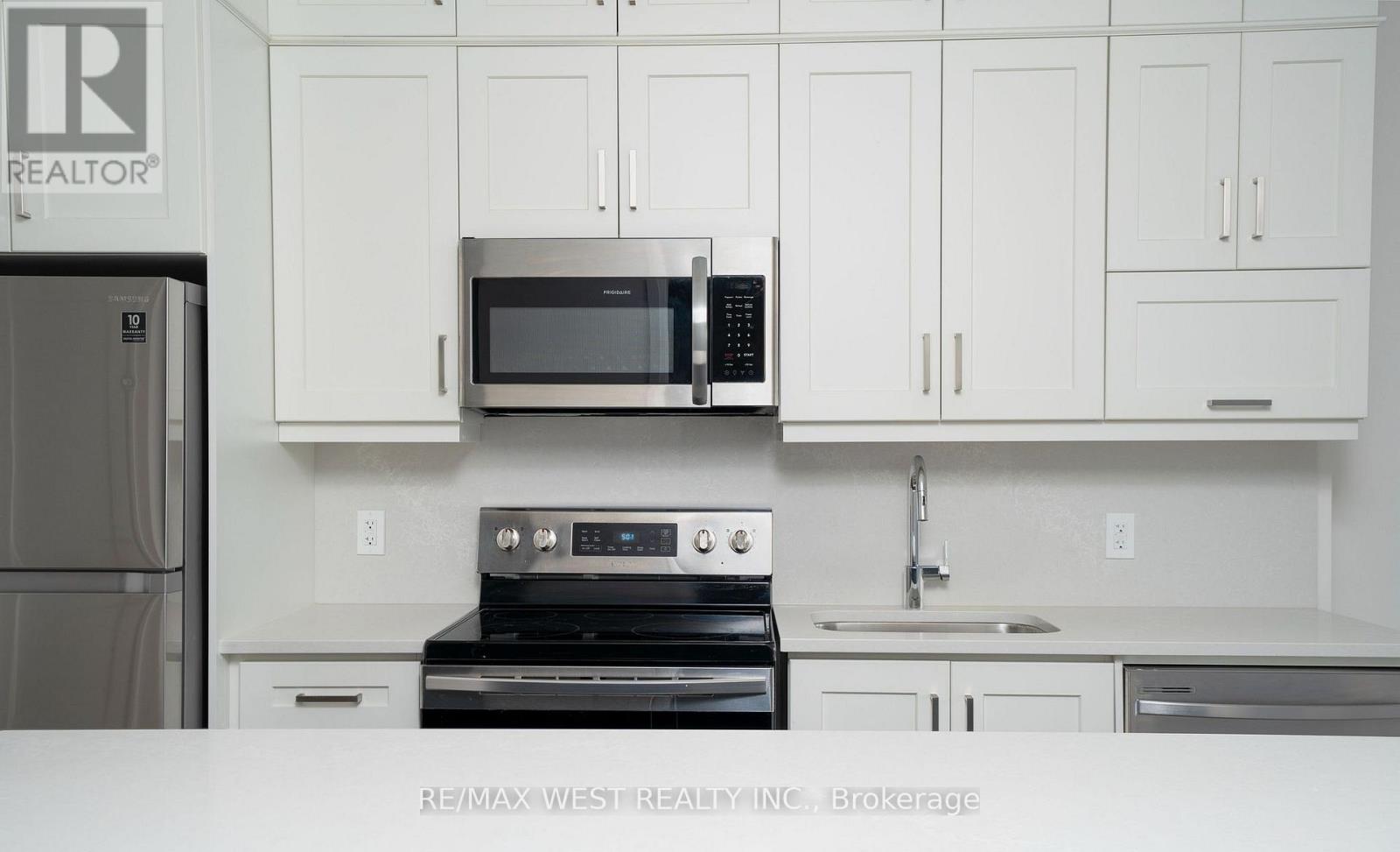 133 - 102 Grovewood Common, Oakville, Ontario  L6H 0X2 - Photo 17 - W12858602