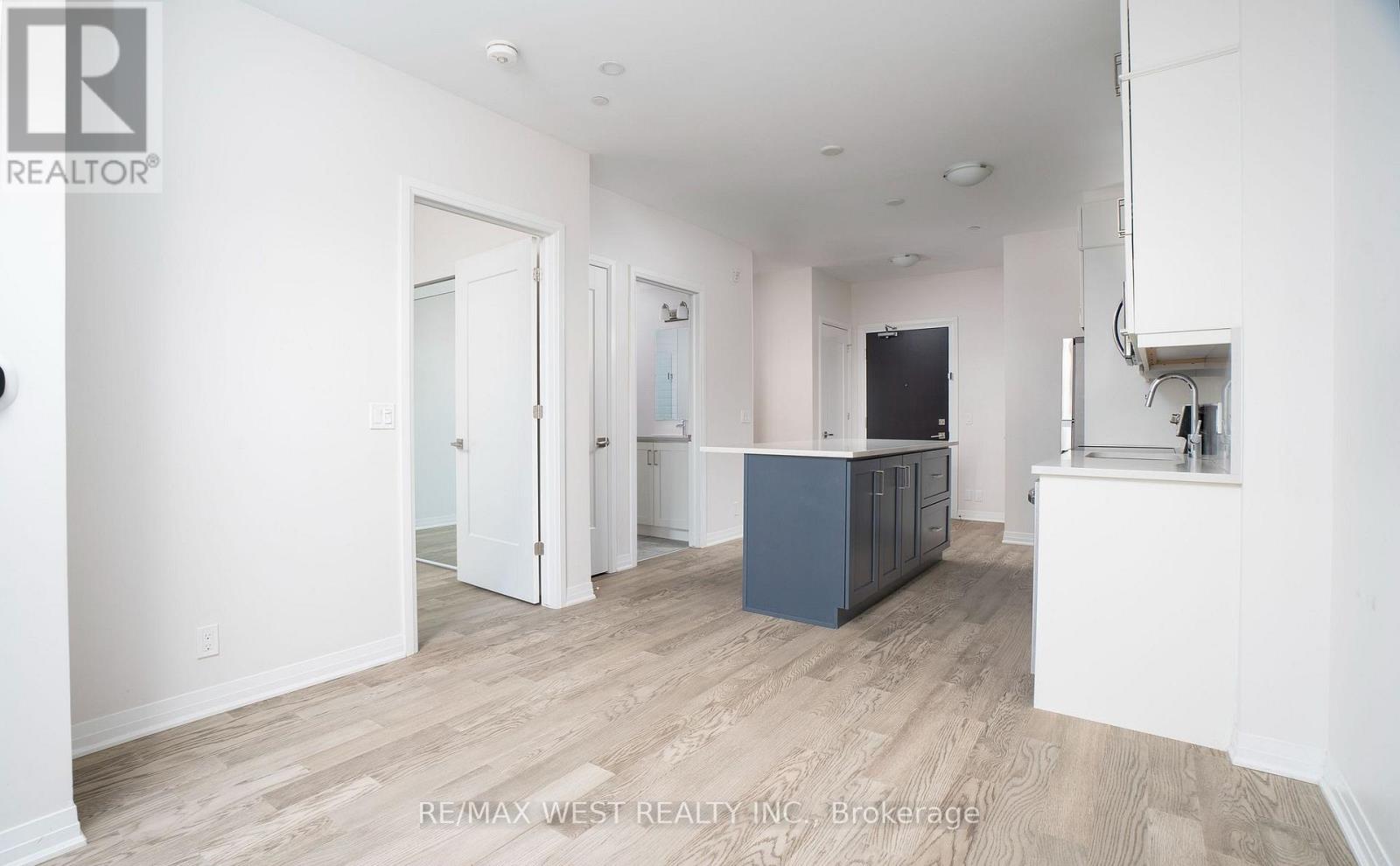 133 - 102 Grovewood Common, Oakville, Ontario  L6H 0X2 - Photo 13 - W12858602