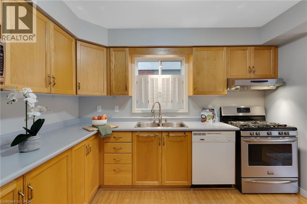 599 Canso Place, Waterloo, Ontario  N2K 3Z6 - Photo 14 - 40811339