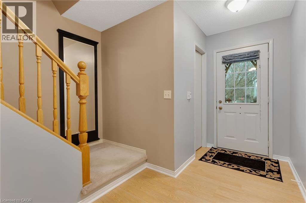 599 Canso Place, Waterloo, Ontario  N2K 3Z6 - Photo 4 - 40811339