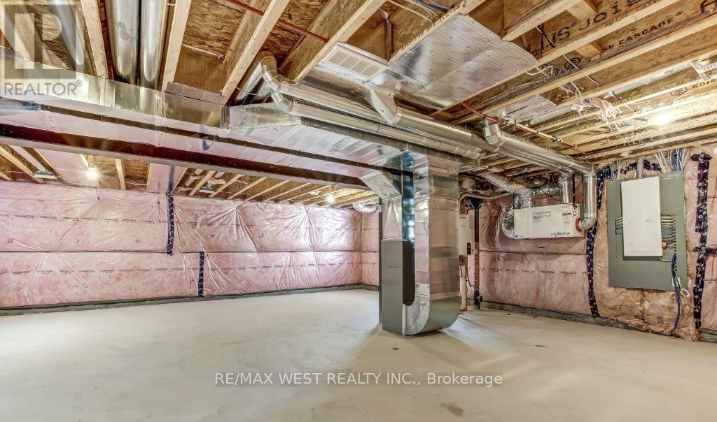 92 Poole Crescent, Middlesex Centre, Ontario  N0L 1R0 - Photo 25 - X12858342