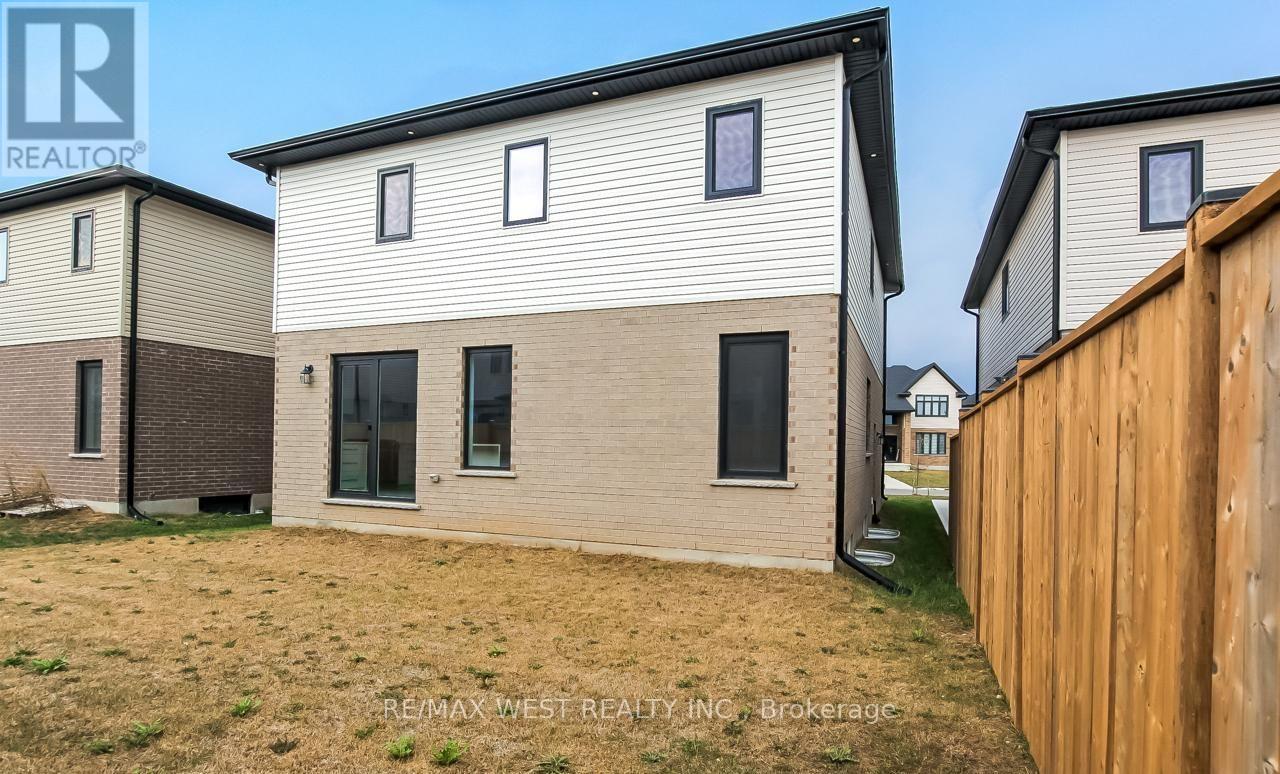 92 Poole Crescent, Middlesex Centre, Ontario  N0L 1R0 - Photo 27 - X12858342