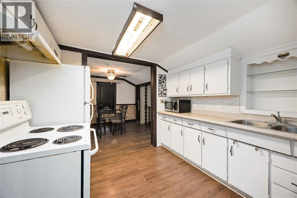 171 Napier Street, Sarnia, Ontario  N7T 6E5 - Photo 12 - 25022083