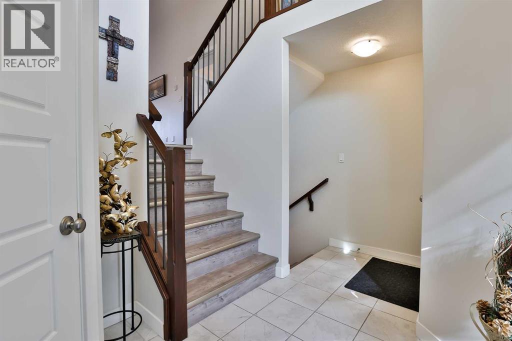 21 Riverford Close W, Lethbridge, Alberta  T1K 8E5 - Photo 3 - A2287119