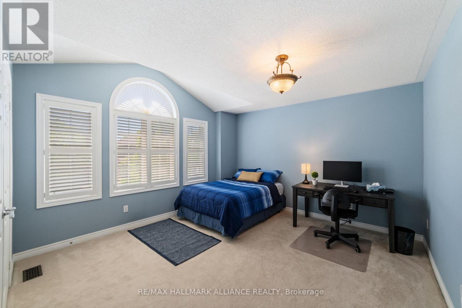 2431 Meadowridge Drive, Oakville, Ontario  L6H 7R3 - Photo 28 - W12870888