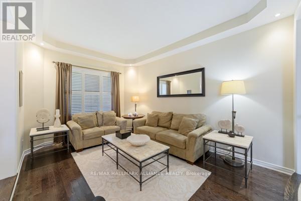 2431 Meadowridge Drive, Oakville, Ontario  L6H 7R3 - Photo 7 - W12870888