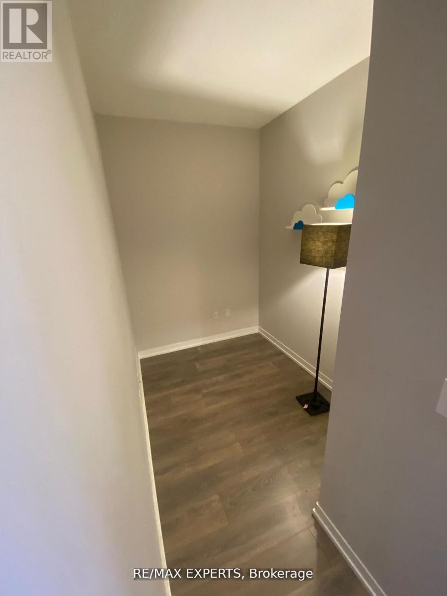 1711 - 2520 Eglinton Avenue, Mississauga, Ontario  L5M 0Y2 - Photo 15 - W12870916