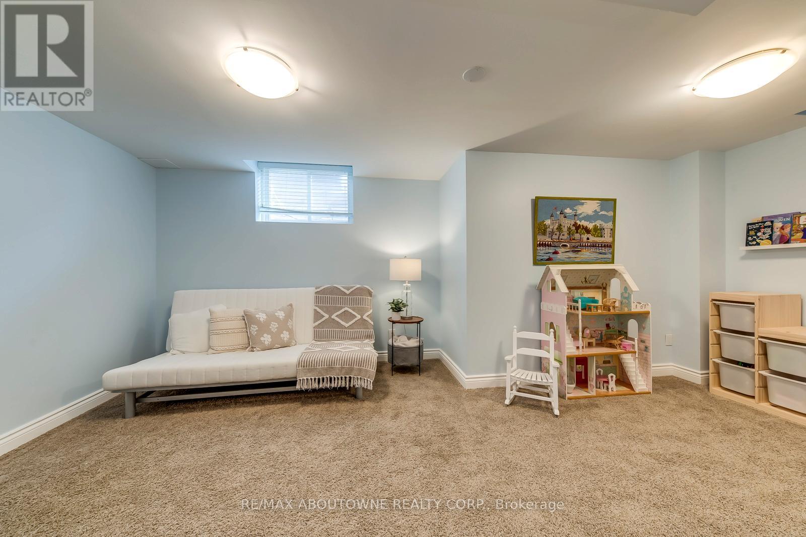 2322 Saddlecreek Crescent, Oakville, Ontario  L6M 5J7 - Photo 34 - W12870924