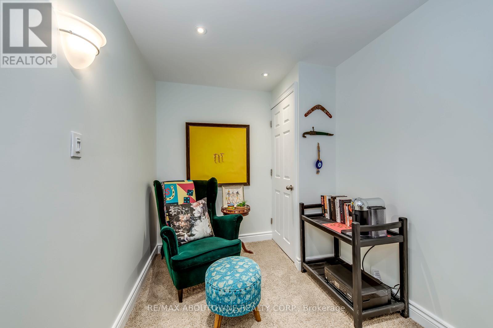 2322 Saddlecreek Crescent, Oakville, Ontario  L6M 5J7 - Photo 39 - W12870924