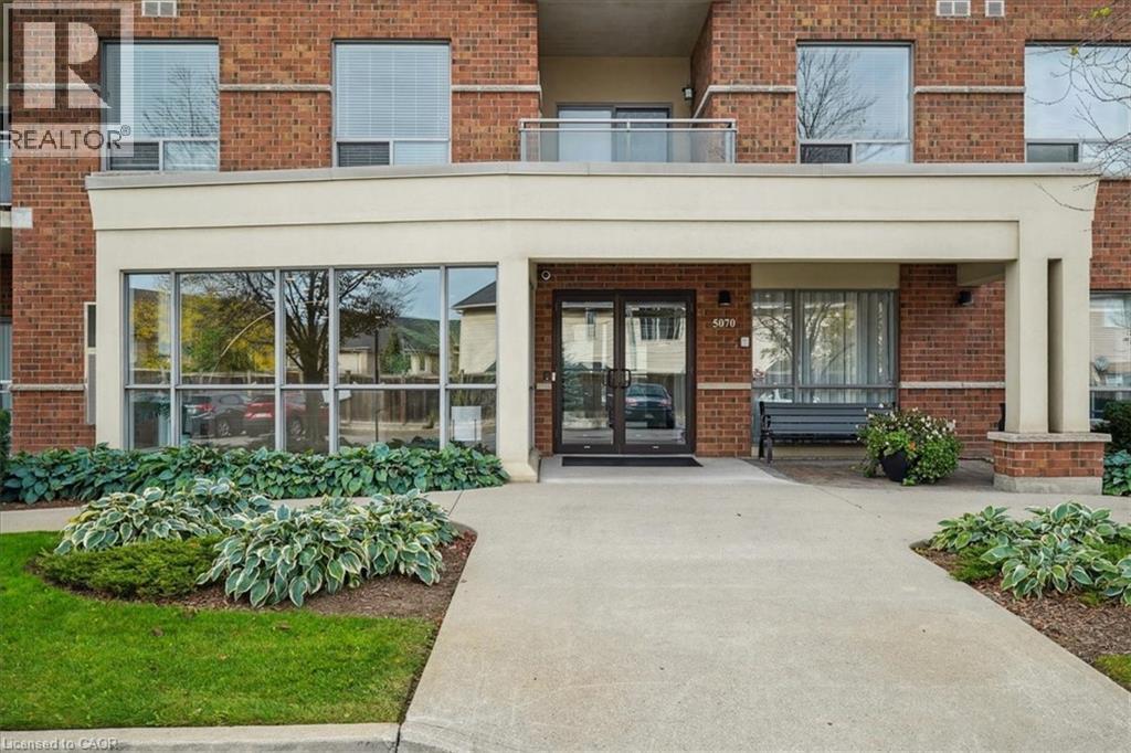 5070 Fairview Street Unit# 102, Burlington, Ontario  L7L 0B8 - Photo 4 - 40780001