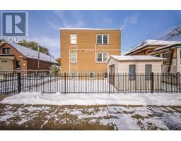 2 - 36 MARKET STREET, Brampton, Ontario