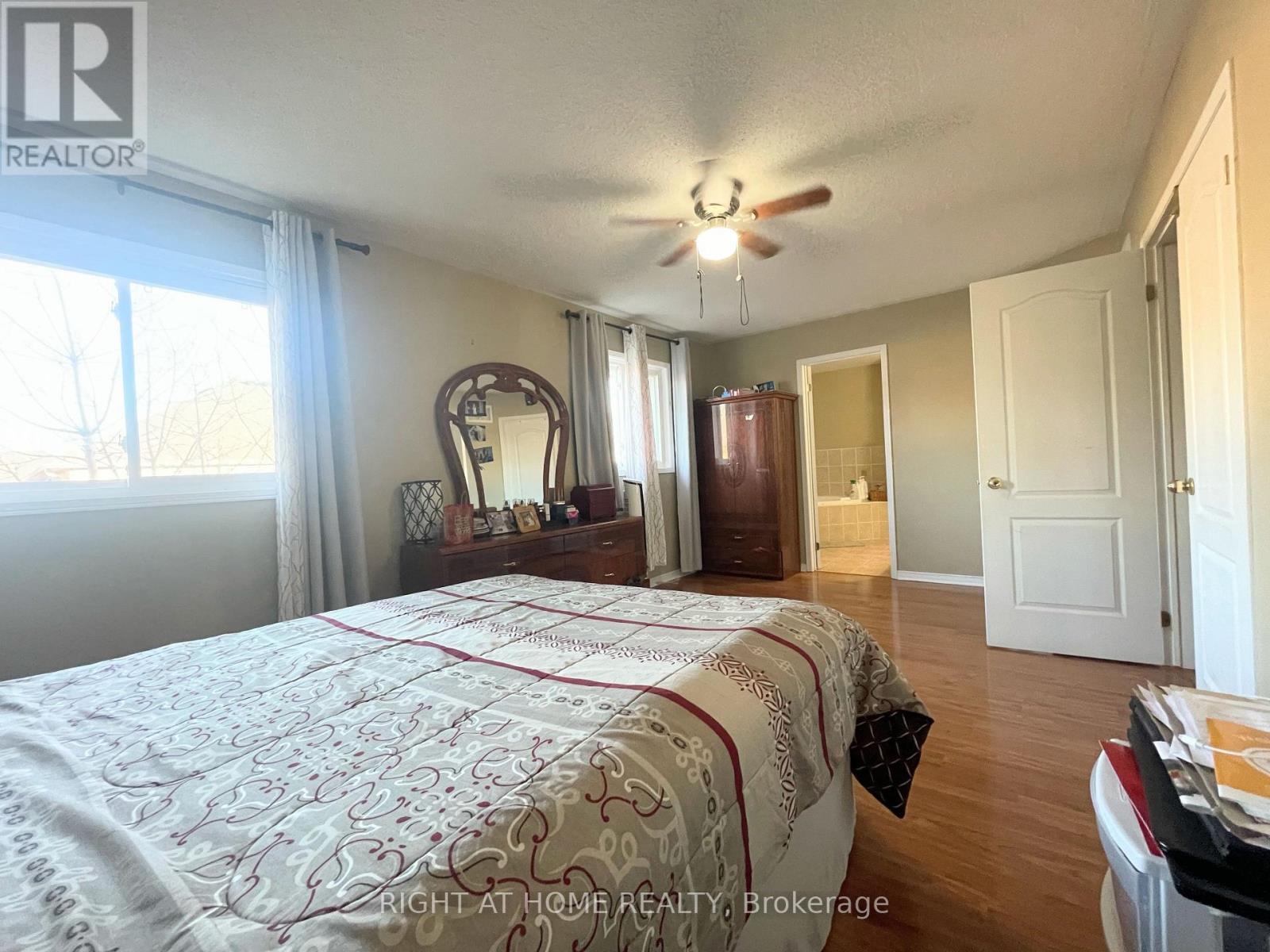 53 Knightswood Crescent, Brampton, Ontario  L7A 3W9 - Photo 12 - W12870958