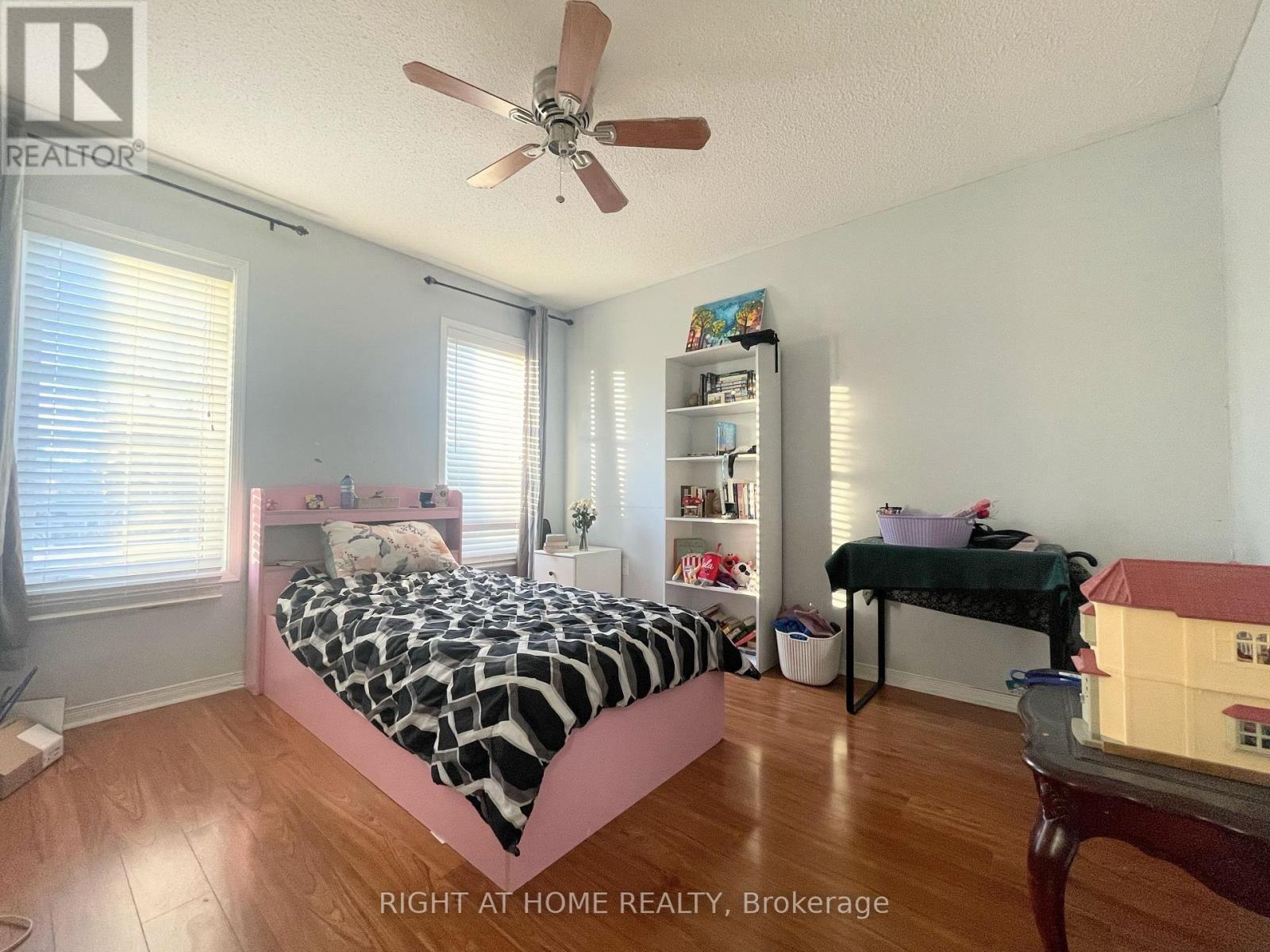 53 Knightswood Crescent, Brampton, Ontario  L7A 3W9 - Photo 25 - W12870958