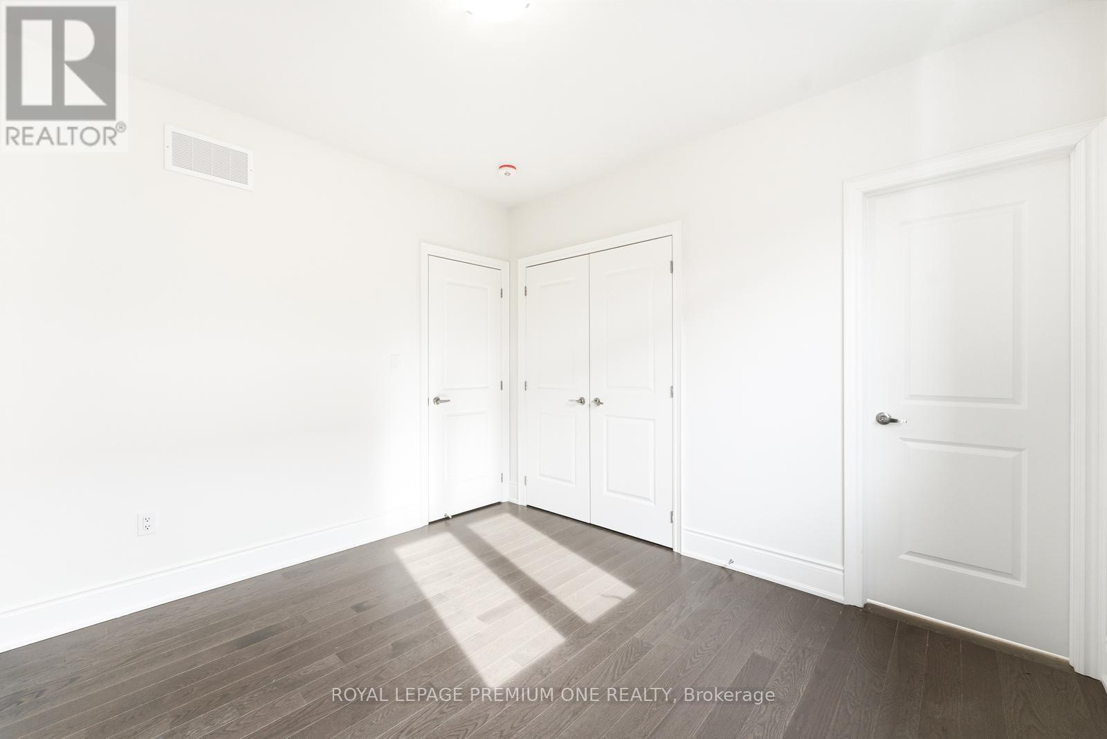 8 Raspberry Ridge Avenue, Caledon, Ontario  L7C 1R5 - Photo 34 - W12870968