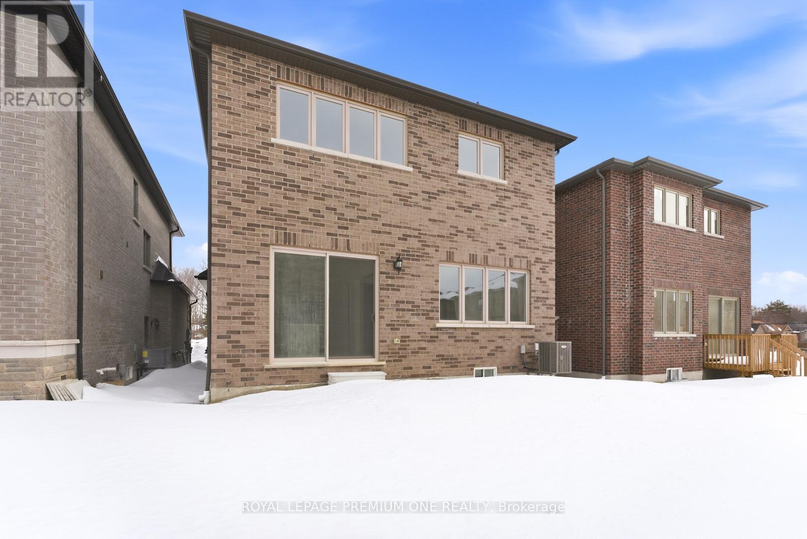 8 Raspberry Ridge Avenue, Caledon, Ontario  L7C 1R5 - Photo 50 - W12870968