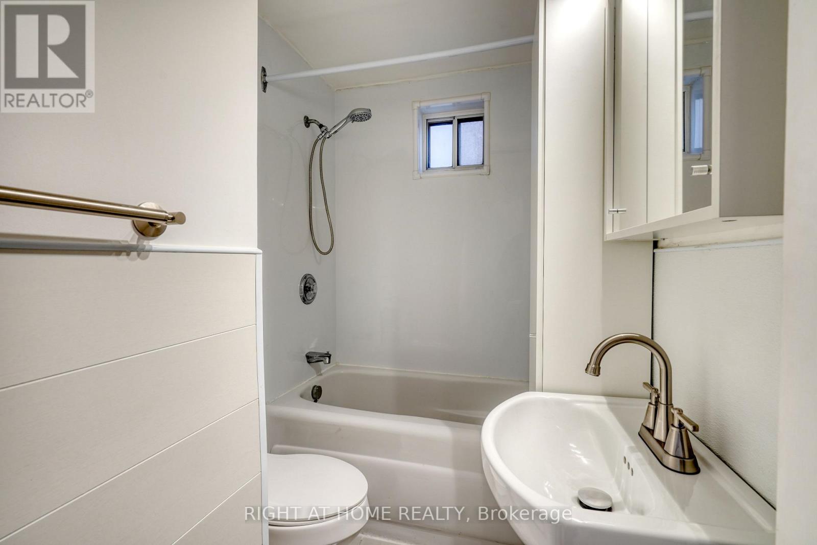 101 Sixteenth Street, Toronto, Ontario  M8V 3J9 - Photo 9 - W12870990