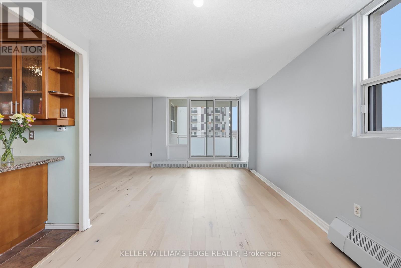 703 - 2345 Confederation Parkway, Mississauga, Ontario  L5B 2H3 - Photo 16 - W12870996