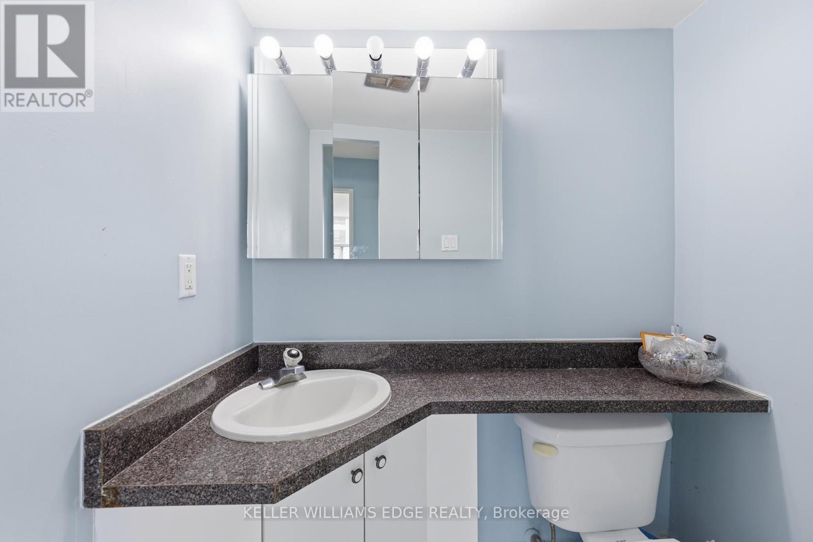 703 - 2345 Confederation Parkway, Mississauga, Ontario  L5B 2H3 - Photo 21 - W12870996