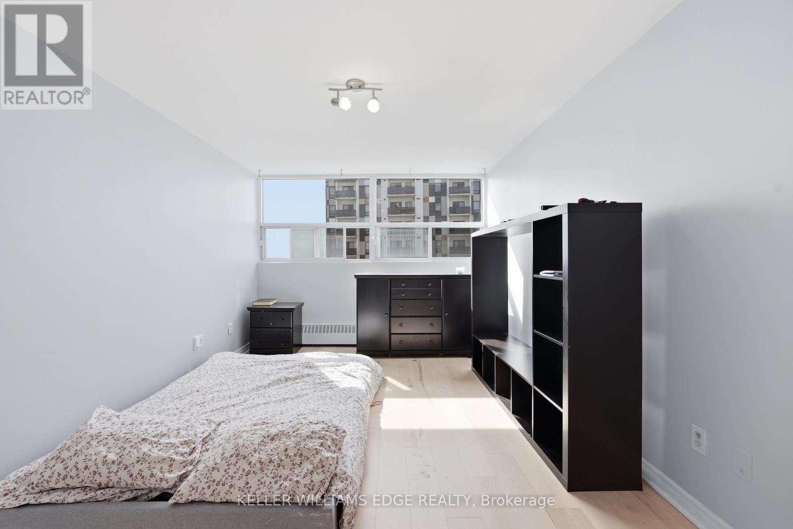 703 - 2345 Confederation Parkway, Mississauga, Ontario  L5B 2H3 - Photo 23 - W12870996