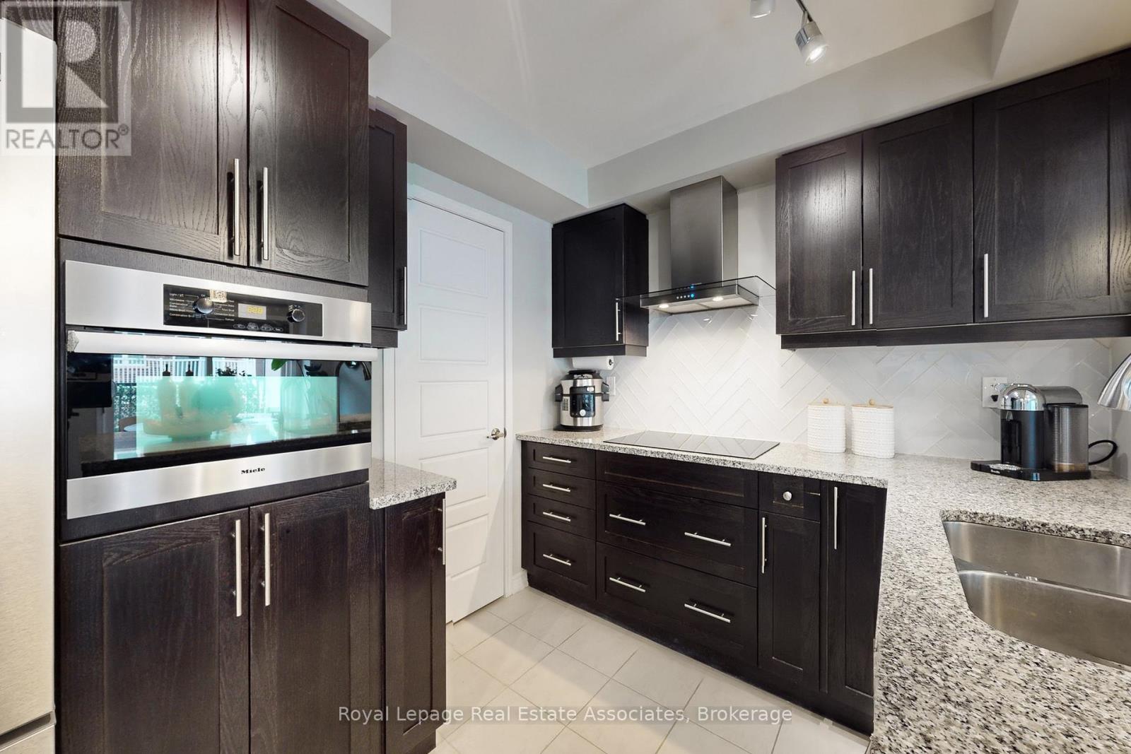 27 - 3002 Preserve Drive, Oakville, Ontario  L6M 0V5 - Photo 19 - W12871006