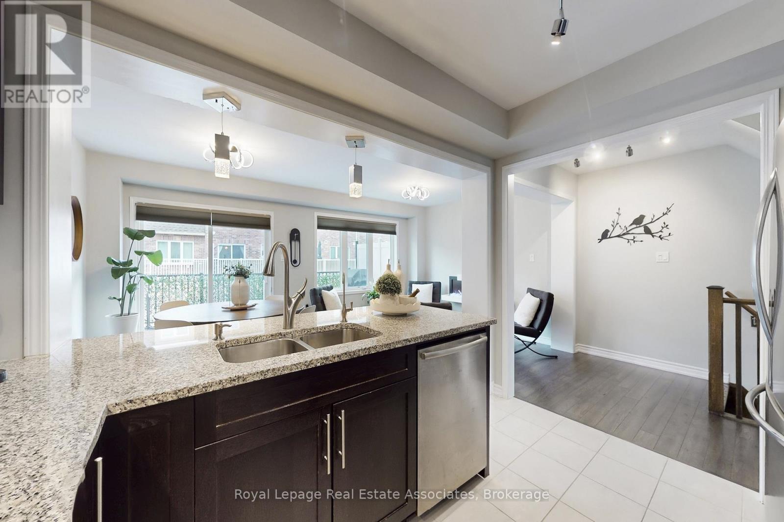 27 - 3002 Preserve Drive, Oakville, Ontario  L6M 0V5 - Photo 21 - W12871006