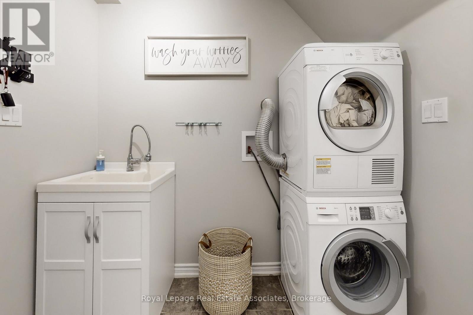 27 - 3002 Preserve Drive, Oakville, Ontario  L6M 0V5 - Photo 45 - W12871006