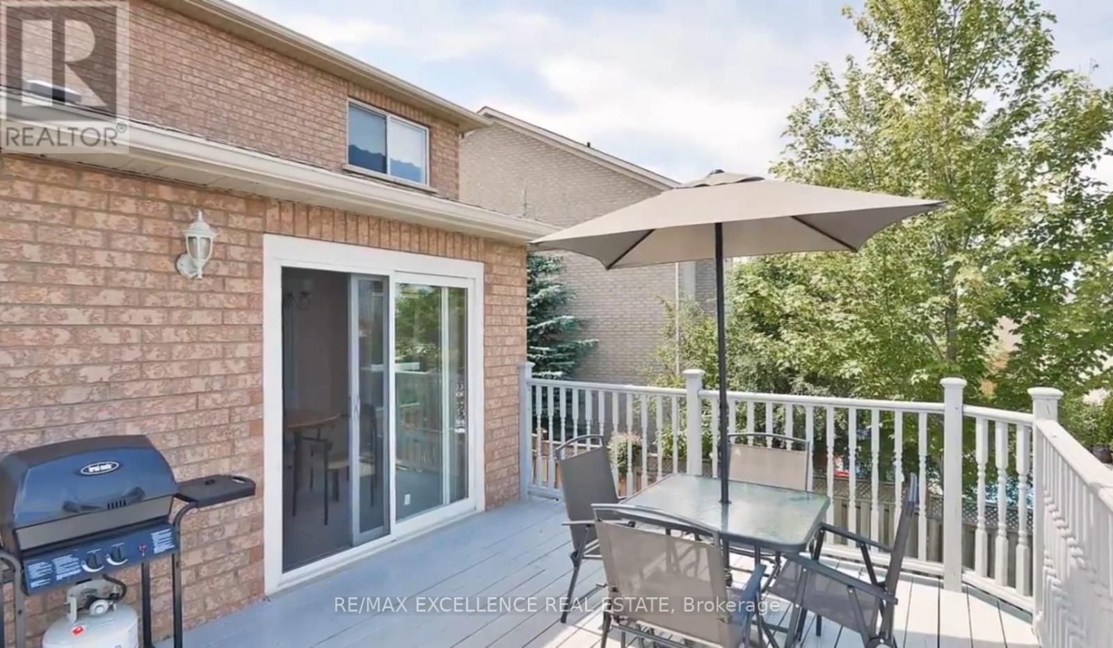 Upper - 24 Hayloft Court, Brampton (Fletcher's Creek Village), Ontario  L6X 4R7 - Photo 30 - W12871016