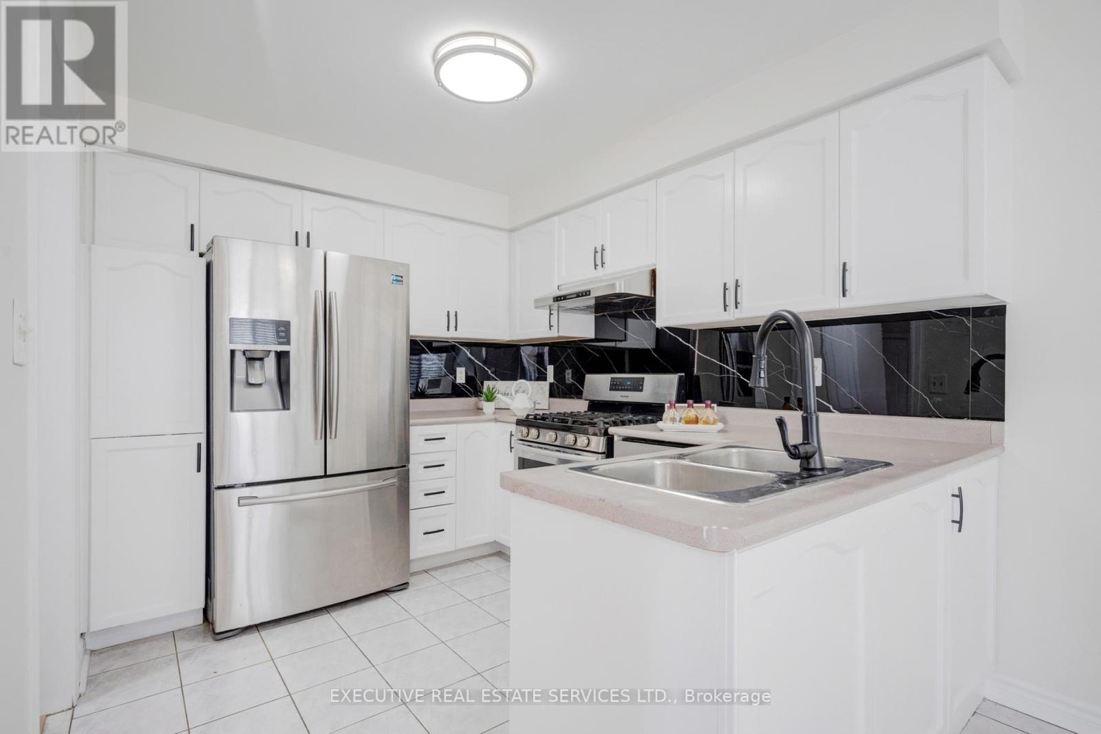 95 Yellow Brick Road, Brampton, Ontario  L6V 4K7 - Photo 22 - W12871024