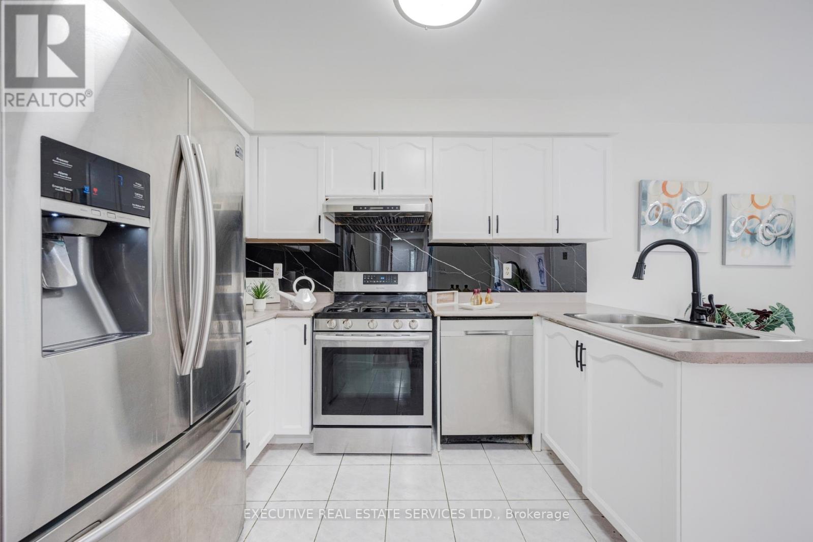 95 Yellow Brick Road, Brampton, Ontario  L6V 4K7 - Photo 24 - W12871024