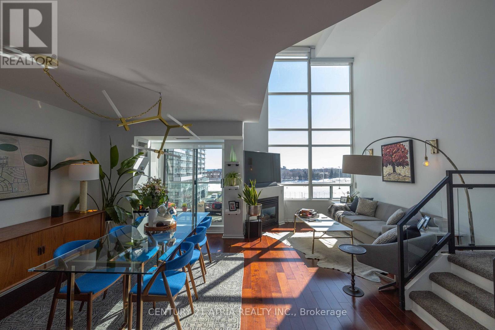 401 - 200 Manitoba Street, Toronto, Ontario  M8Y 3Y9 - Photo 5 - W12871104