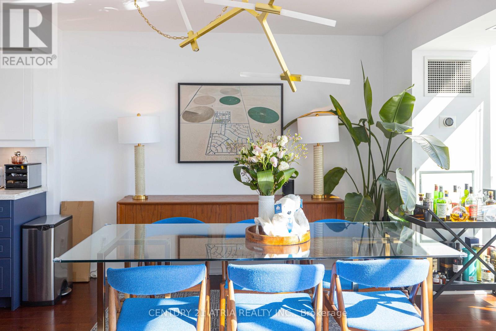 401 - 200 Manitoba Street, Toronto, Ontario  M8Y 3Y9 - Photo 6 - W12871104