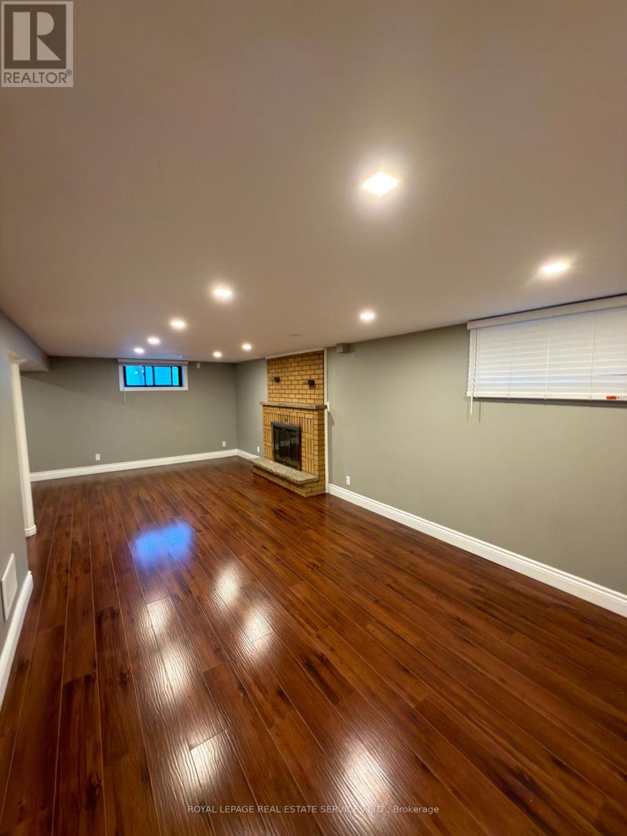 2399 Cashmere Avenue, Mississauga, Ontario  L5B 2M7 - Photo 6 - W12871138