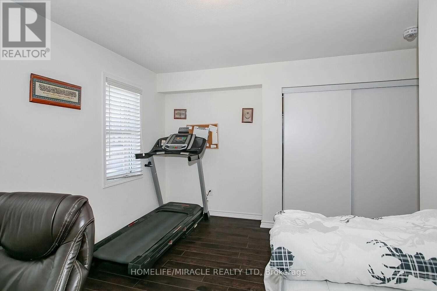 38 Leadenhall Road, Brampton, Ontario  L7A 4G3 - Photo 16 - W12871156