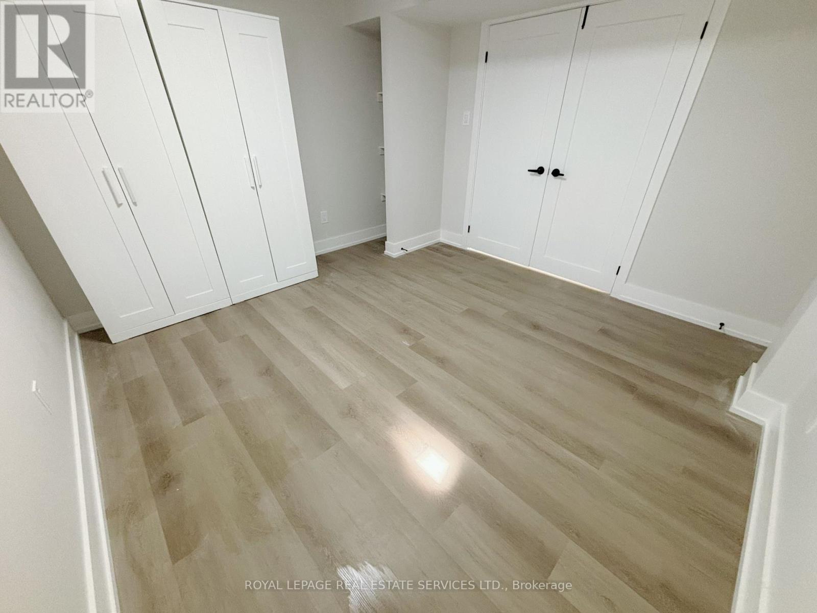 Basement - 422 Blinco Terrace, Milton, Ontario  L9T 8Y8 - Photo 5 - W12871158