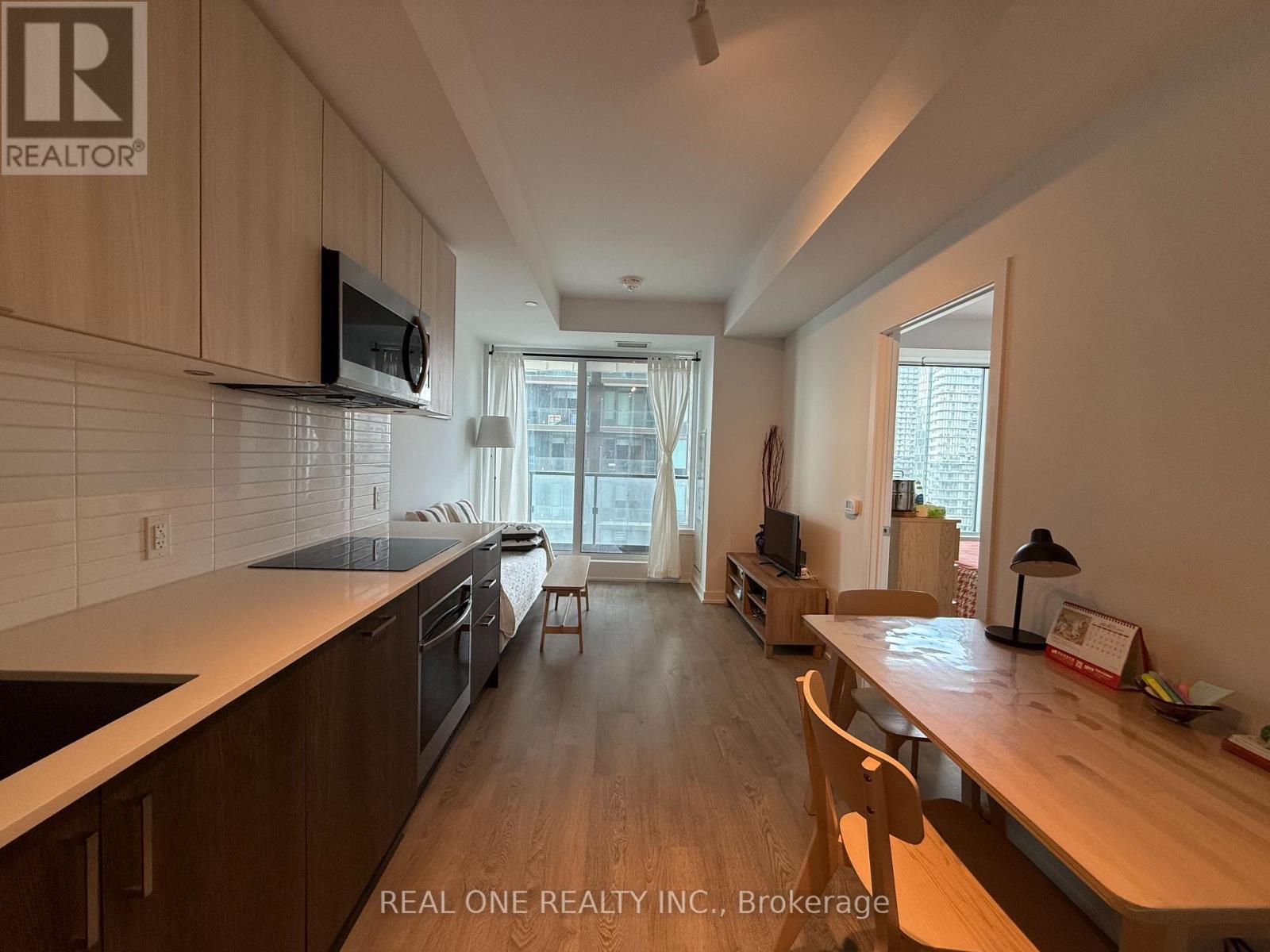 1809 - 1926 Lakeshore Boulevard W, Toronto, Ontario  M6S 1A1 - Photo 7 - W12871202