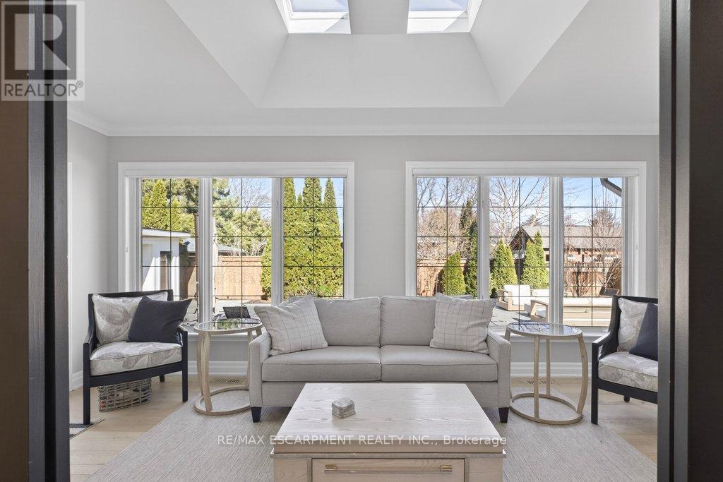 677 King Road, Burlington, Ontario  L7T 3K5 - Photo 22 - W12871214