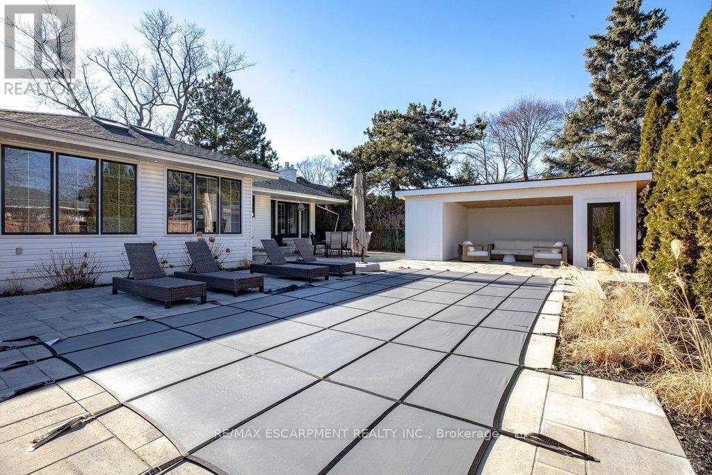 677 King Road, Burlington, Ontario  L7T 3K5 - Photo 40 - W12871214