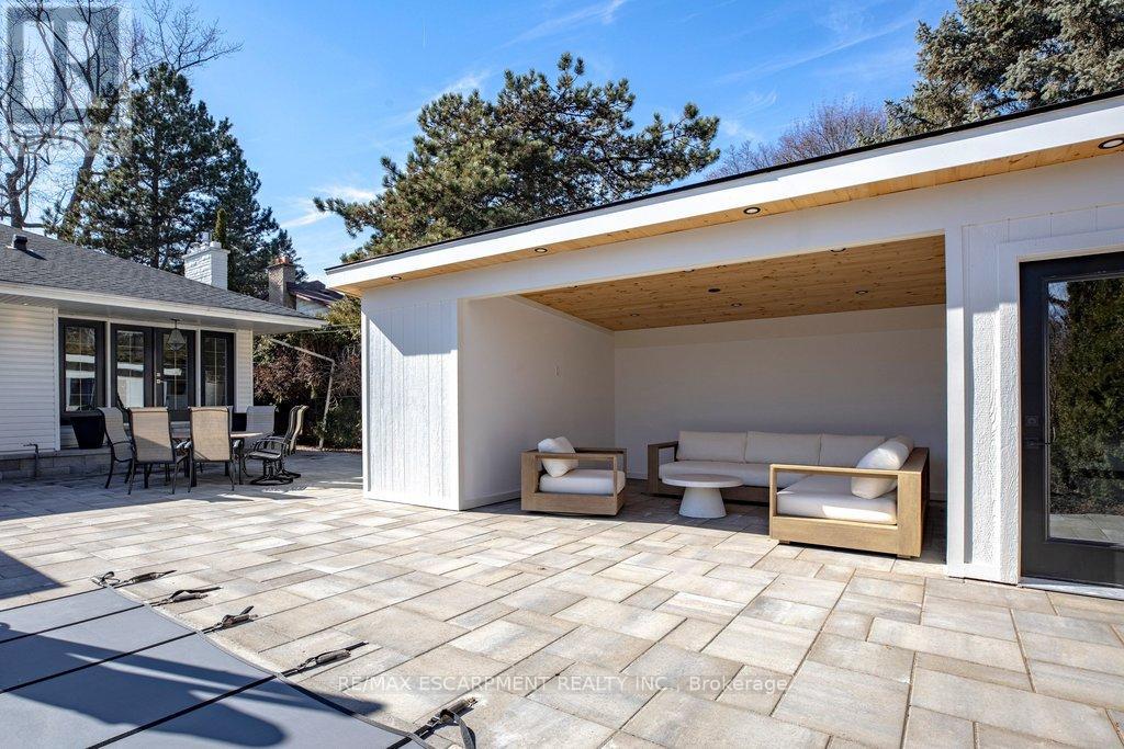 677 King Road, Burlington, Ontario  L7T 3K5 - Photo 43 - W12871214