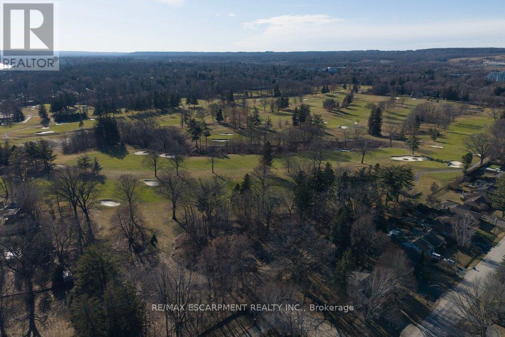 677 King Road, Burlington, Ontario  L7T 3K5 - Photo 46 - W12871214