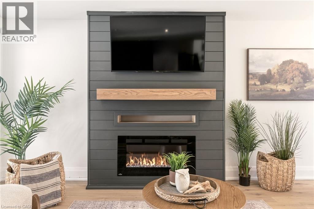 22 Rosebough Street, Dundas, Ontario  L9H 5C5 - Photo 7 - 40808049