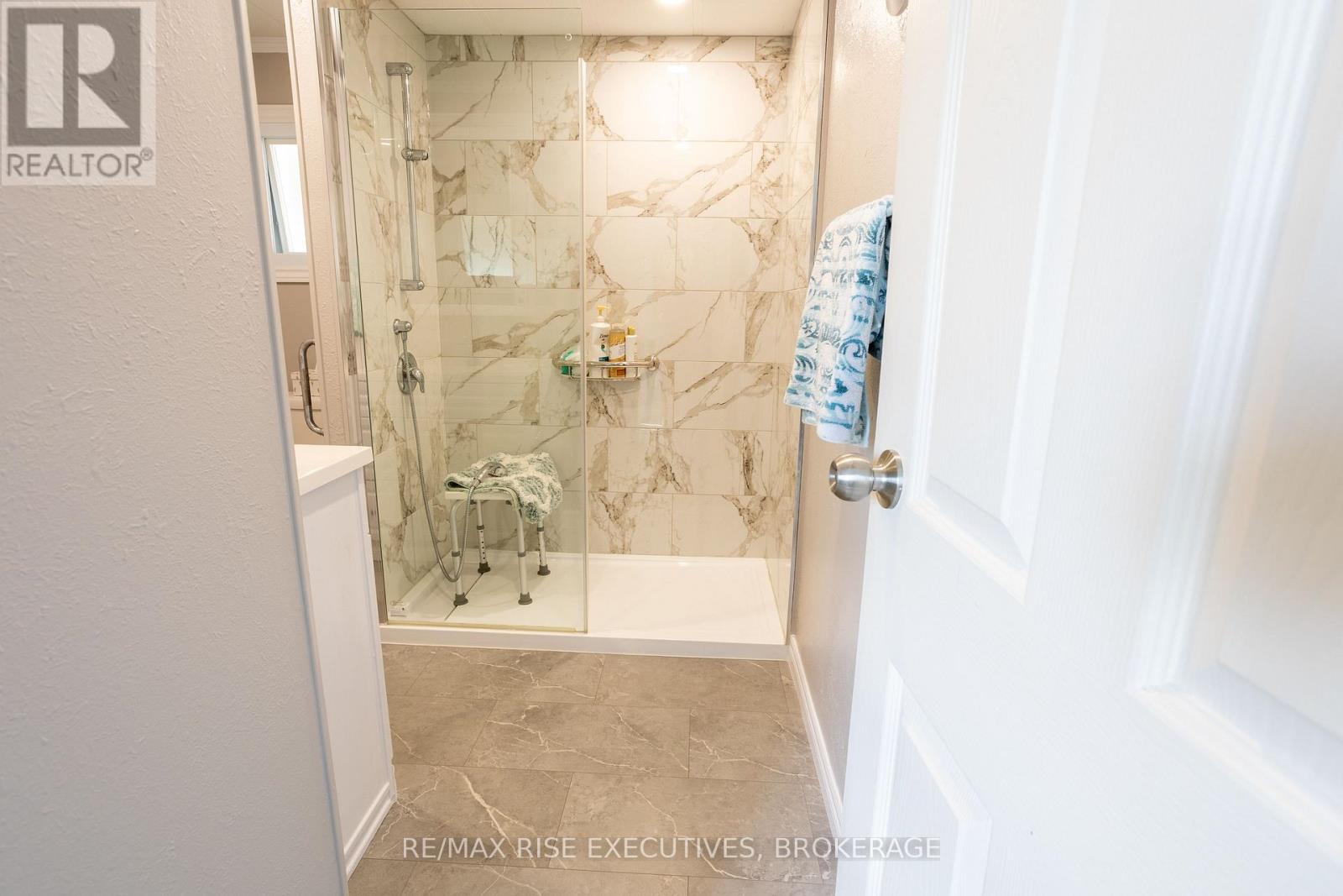 21 Powley Garden Drive, Kingston, Ontario  K7K 6A2 - Photo 14 - X12871150