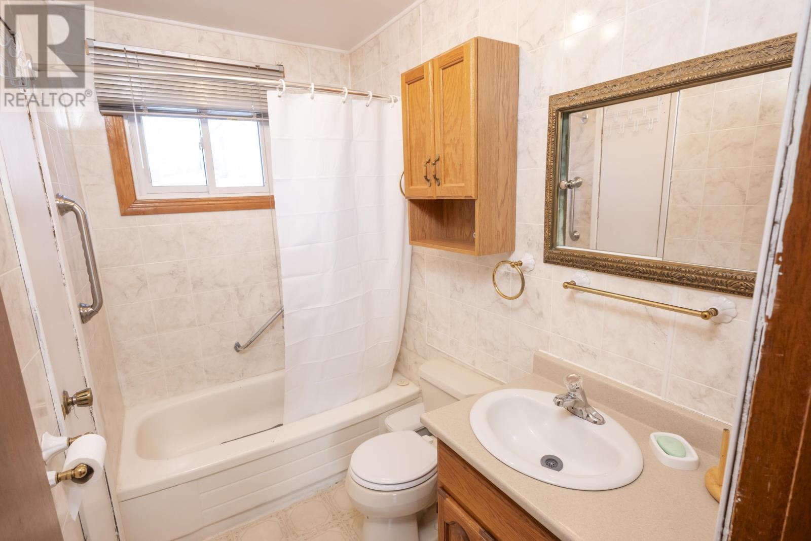 158 Front St, Thunder Bay, Ontario  P7A 4K7 - Photo 14 - TB2600407