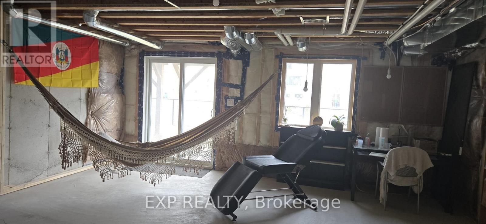 101 Vanilla Trail, Thorold, Ontario  L2V 0L1 - Photo 41 - X12871102